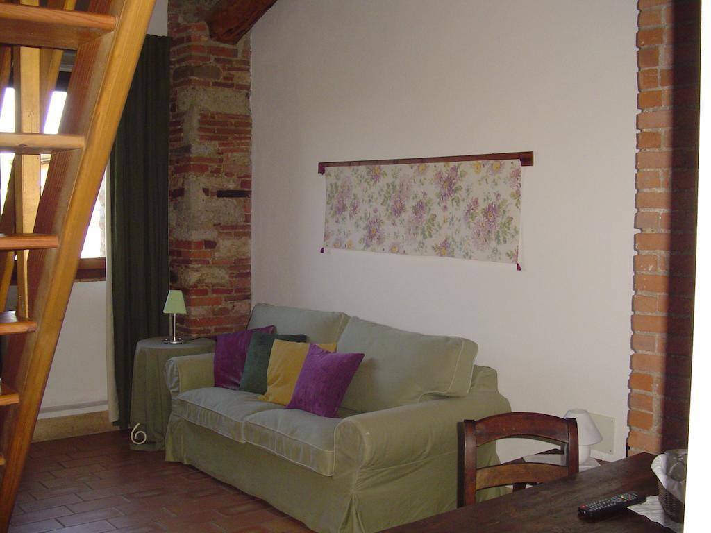 Agriturismo Sambuco Pastrengo Chambre photo